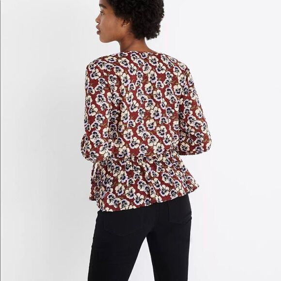 DRAWSTRING Ruffle-Hem Top in Viola Floral sz M - Picture 4 of 9